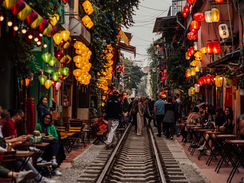 tempat-wisata-di-hanoi-vietnam